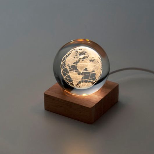 LED-лампа с логотипом GLOBE LIGHT, на деревянной подставке, стекло/древесина MO269040 фото